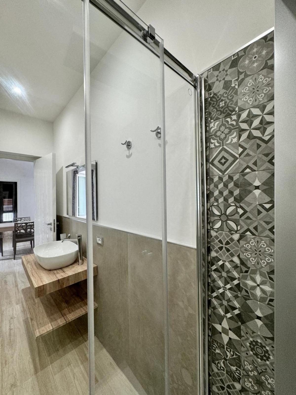 Terrasini Center Apartments Chambre photo