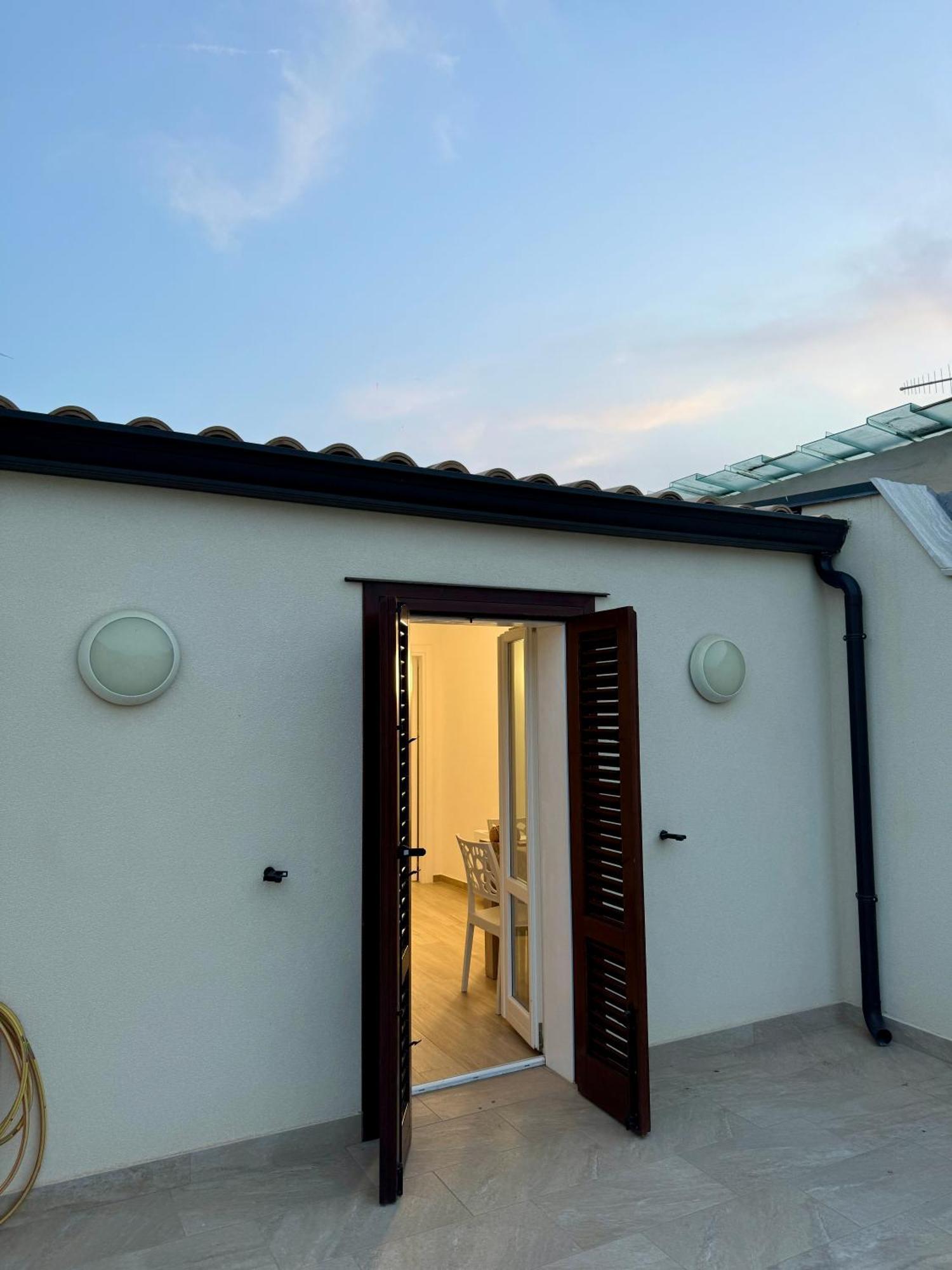 Terrasini Center Apartments Extérieur photo