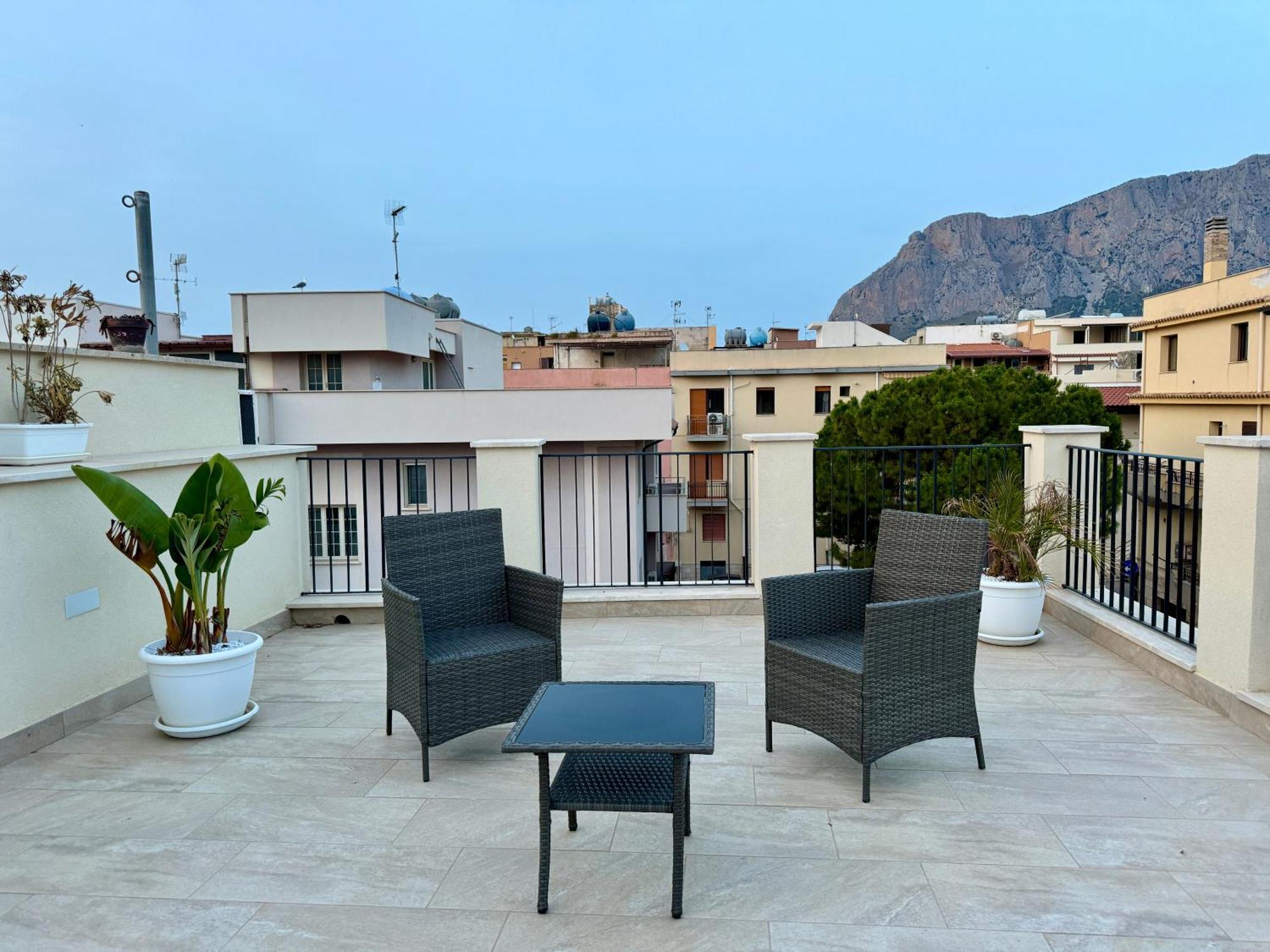Terrasini Center Apartments Extérieur photo