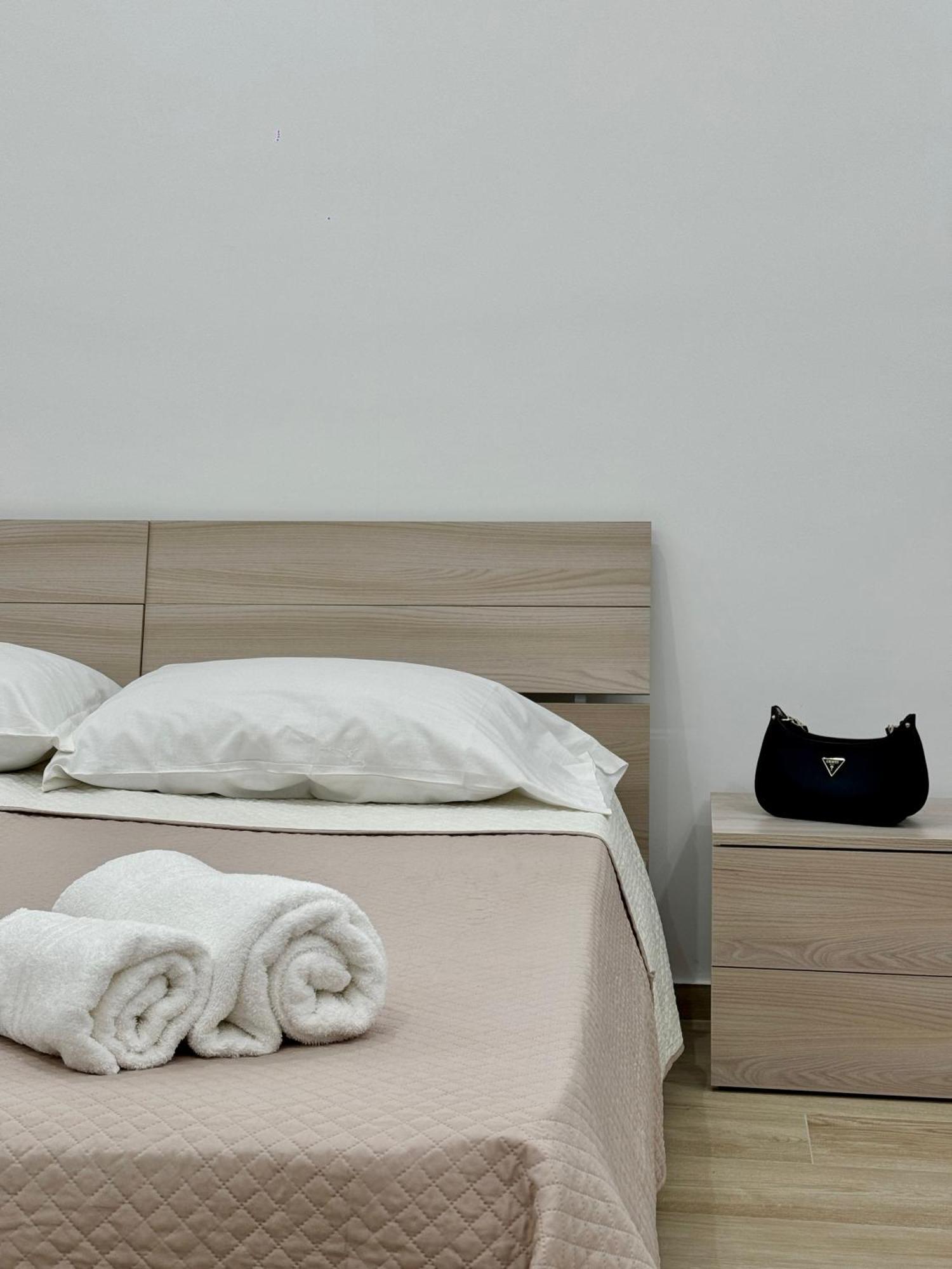 Terrasini Center Apartments Extérieur photo